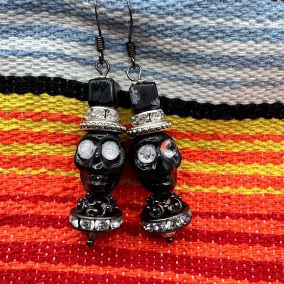 Black Skull Day of the Dead Dia de Muertos Dangle Earrings Halloween Women - Picture 3 of 8